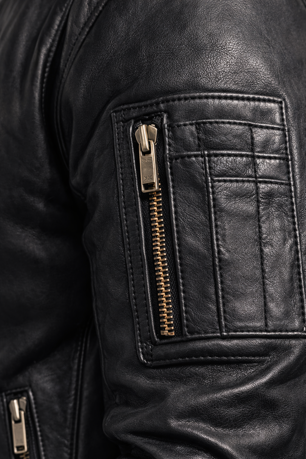 Men’s Premium Black Leather Bomber Jacket – Slim Fit Motorcycle Style Flight Jacket